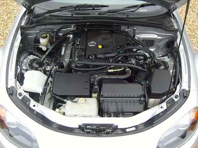 Engine Picture - Model 1 - EUNOS ROADSTAR 2000 cc 05-08&nbsp;&nbsp;16 VALVE&nbsp;&nbsp;DOHC EFI&nbsp;&nbsp;MK 3&nbsp;&nbsp;CONVERTIBLE