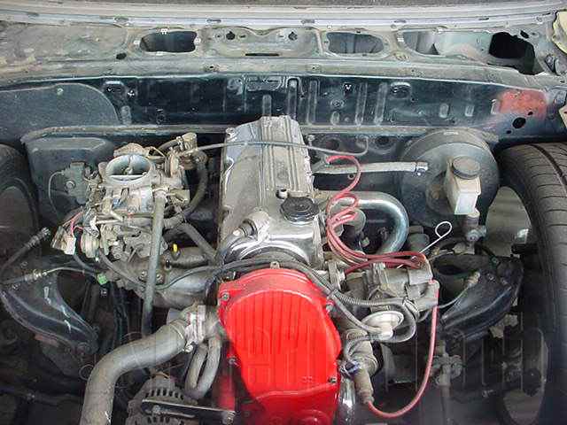 Engine Picture - Model 1 - MAZDA E2000 2000 cc 87-94  4 CYLINDER  CARBURETTOR    MINI BUS