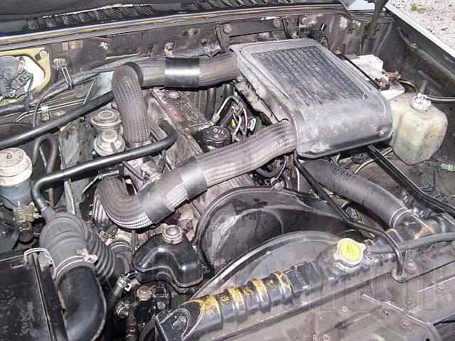 Engine Picture - Model 1 - MITSUBISHI SHOGUN 2500 cc 91-97  TURBO INTERCOOLER      4X4 5 DOOR (LWB)